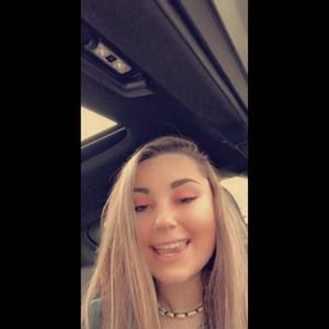 Meet your Posher, Natalie